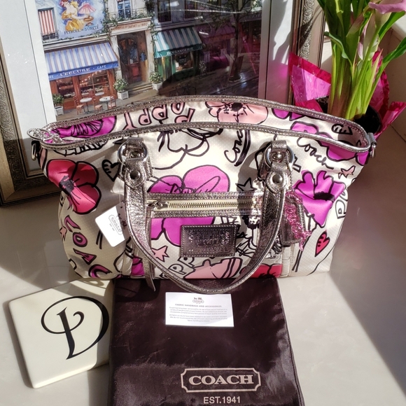 Coach Poppy Petal Print Lurex Rocker Hand Bag Crossbody Bag Strap #16308 NWT - Picture 16 of 16